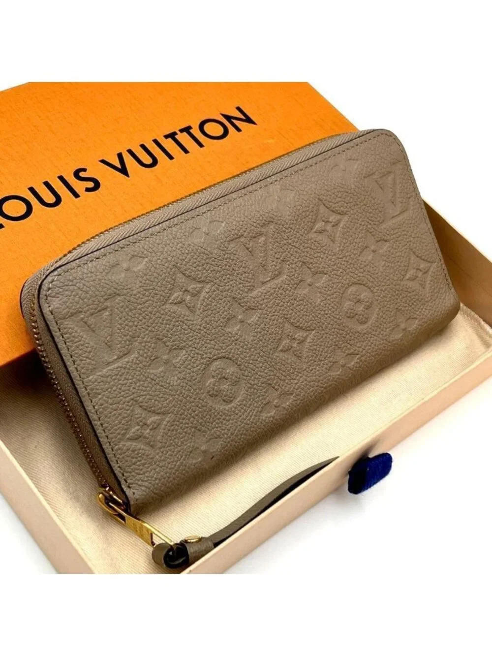 Louis Vuitton Empreinte Wallet Zippy Beige